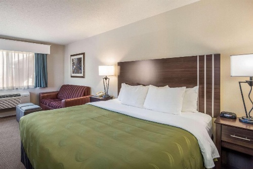 Quality Inn & Suites West image 37